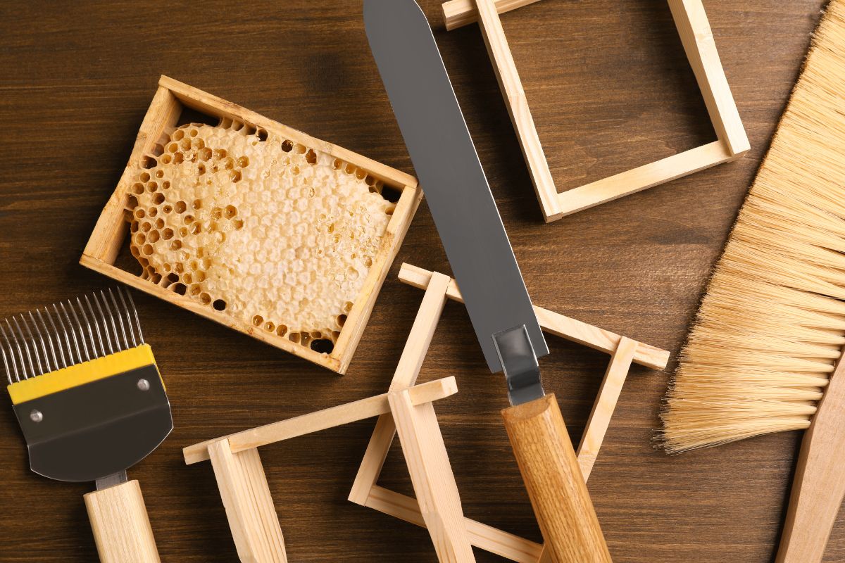 The Best Beekeeping Suppliers Across North America A Regional Guide
